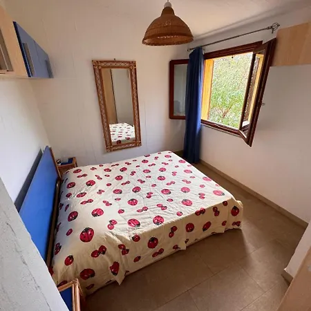Lovely And Peaceful House 2 Km Form Porto Pino Casa de Férias